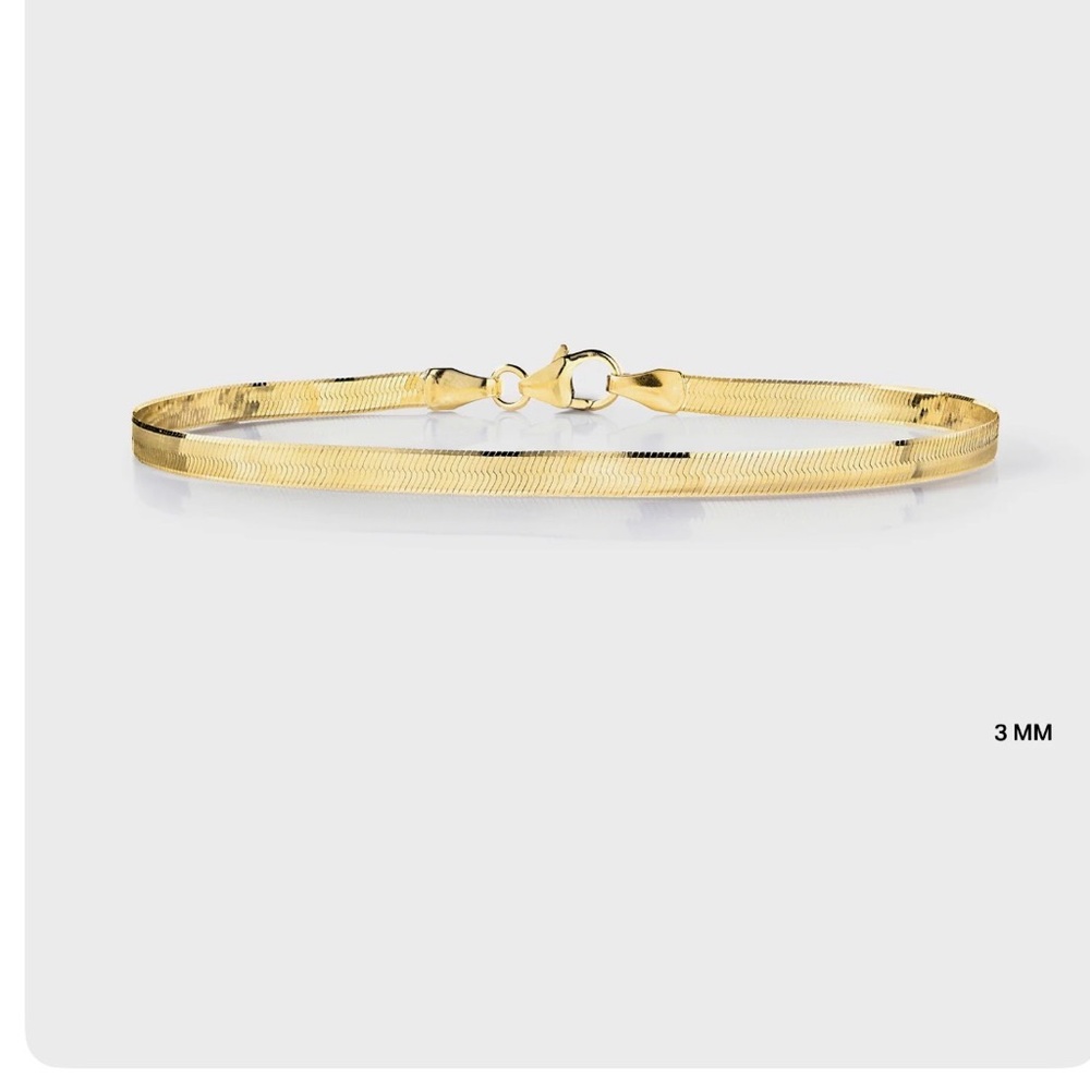 Ring Concierge Gold Herringbone Bracelet